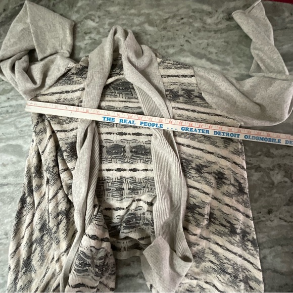 Lucky Brand Cardigan Asymmetrical Draped Open Front Size Medium (K1) - Picture 5 of 7